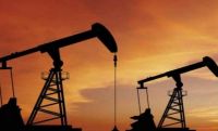 Francia negocia con Emiratos Árabes para reemplazar el petróleo que le compraba a Rusia