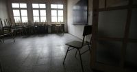 Lloraba en el baño de la escuela, le preguntaron qué pasaba y confesó el horror